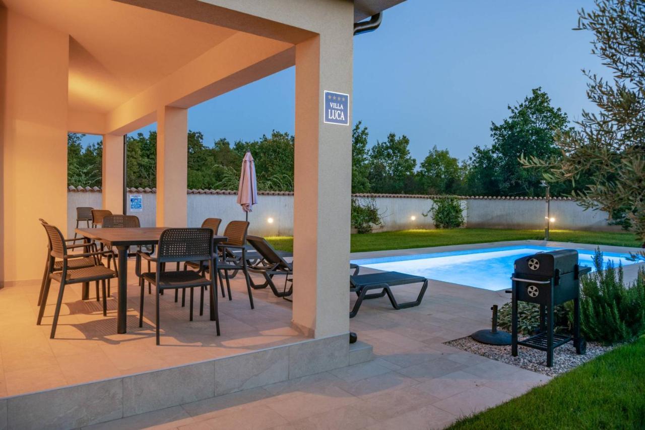 Holiday House Luca Porec Exterior photo